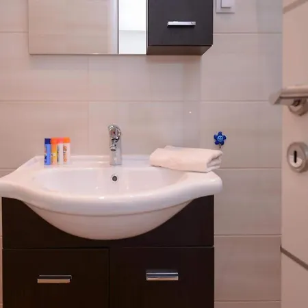 Appartement Ploce Apartments- Comfort With Terrace And Sea View - Petra Kre Imira Iv 51 *